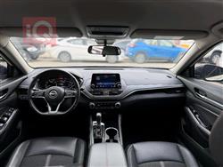 نيسان ألتيما